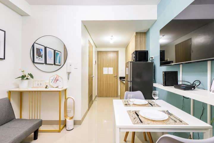 Shore 2 Residences 1Br Deluxe Room In Moa Complex 마닐라 외부 사진